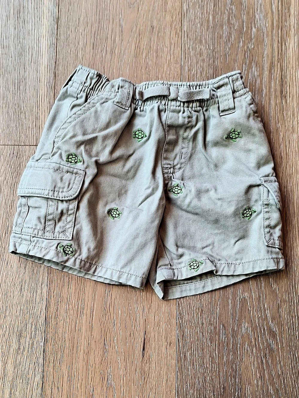 Gymboree Turtle Embroidered Cargo Tan Shorts Boys 12-18 Months